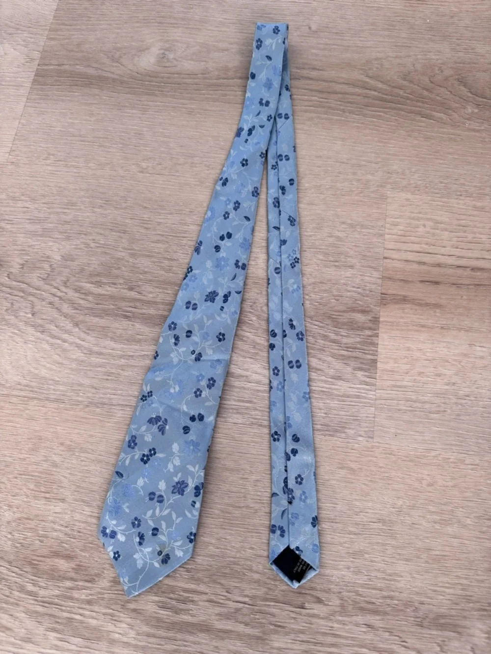 Light Blue Floral Boy’s Tie
